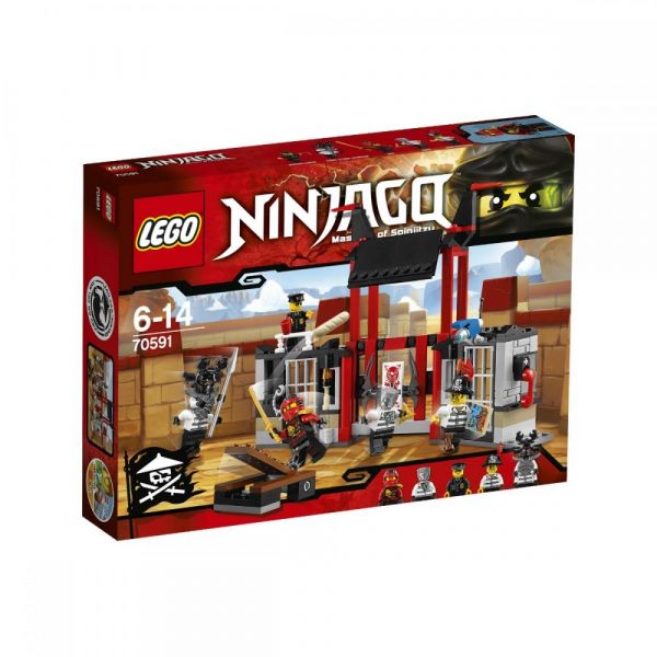 Пластмассовый конструктор LEGO Ninjago Побег из тюрьмы Криптариум (70591)