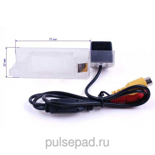 Камера заднего вида iDial CCD-184 Volkswagen Tuareg/Tiguan