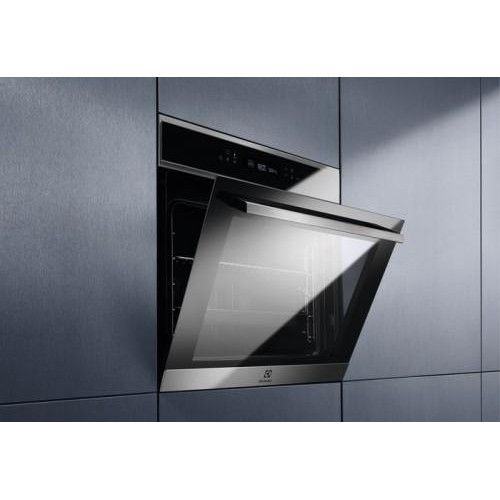 Духовка електрична Electrolux EOE7P31X