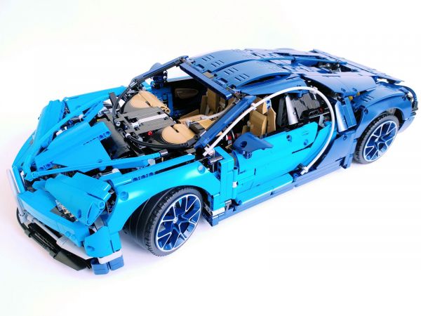 Классический конструктор LEGO Technic Bugatti Chiron Бугатти (42083)