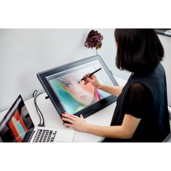 Монитор-планшет Wacom Cintiq 22 (DTK2260K0A)