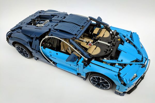Классический конструктор LEGO Technic Bugatti Chiron Бугатти (42083)